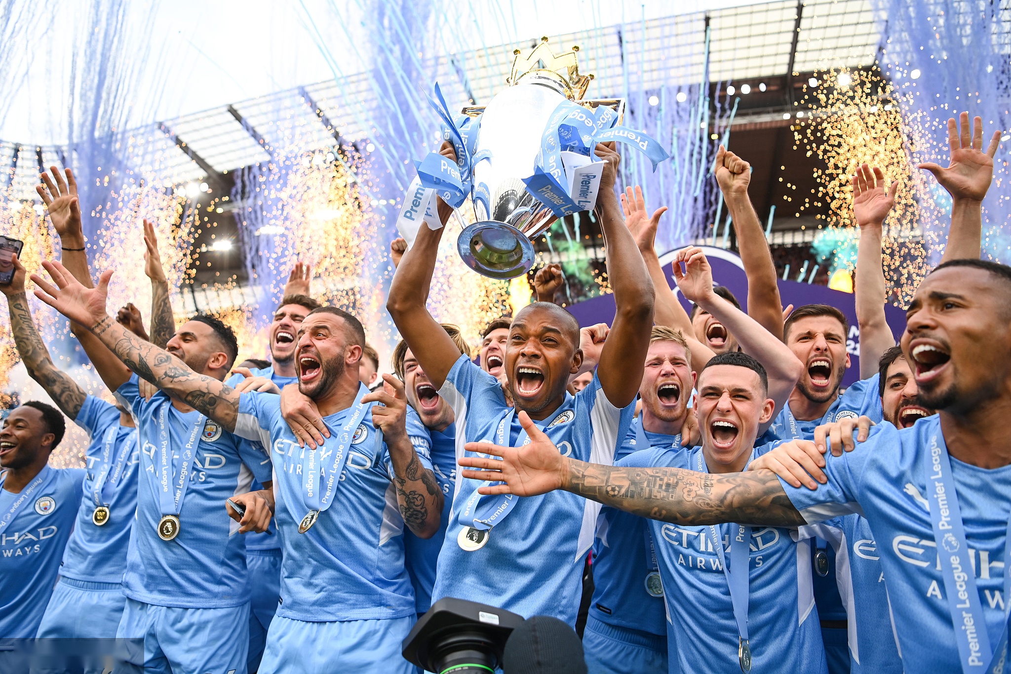 尤其是在经 尤其是在经